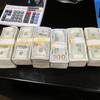 The $300,000 left behind in Gerardo Gamboa's cab.